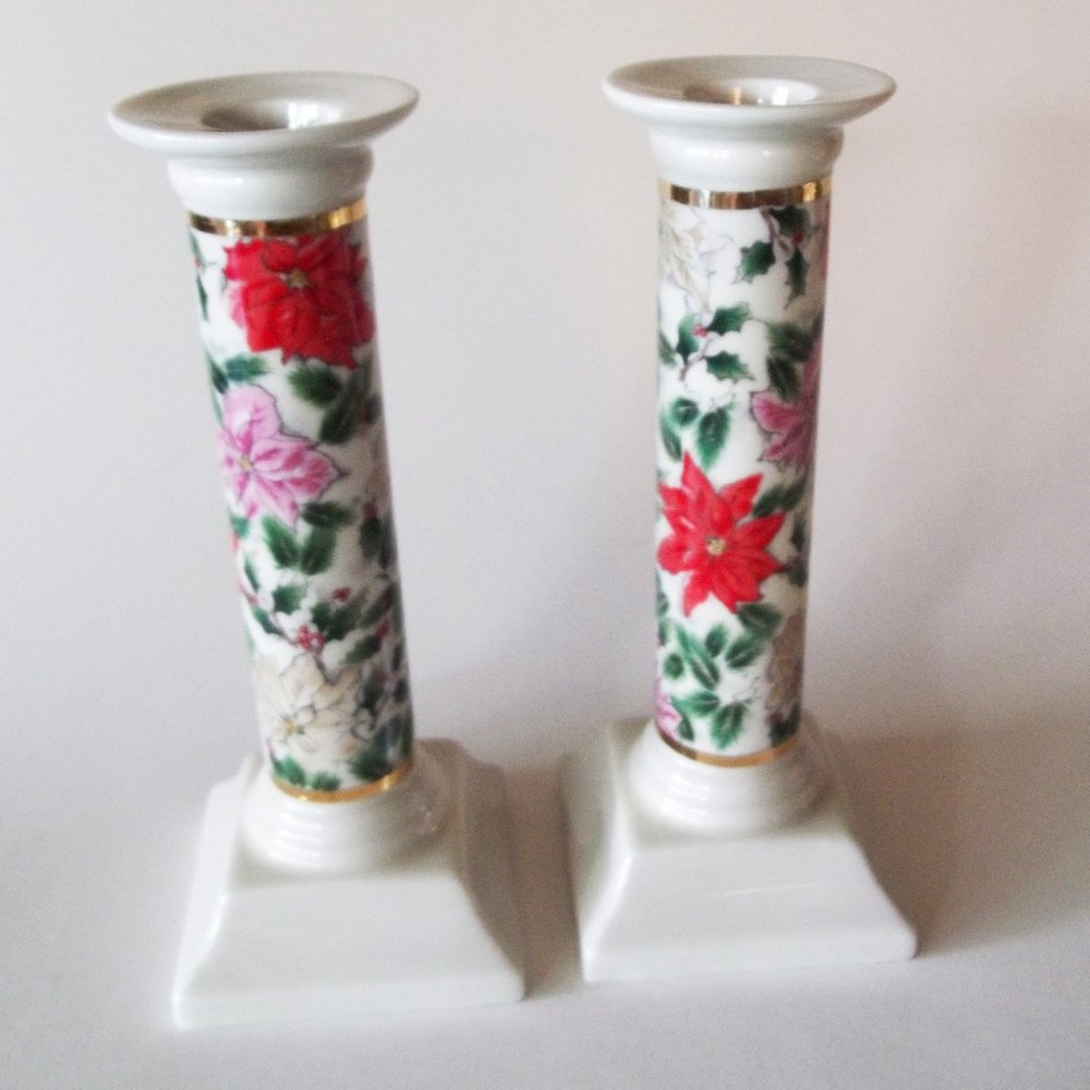 Vintage 7" Christmas Poinsettia Floral Ceramic Candlesticks Candle Holders Set/2